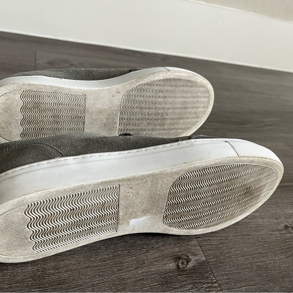 Badgley Mischka Stylish Gray Men's Sneakers - Picture 6 of 6